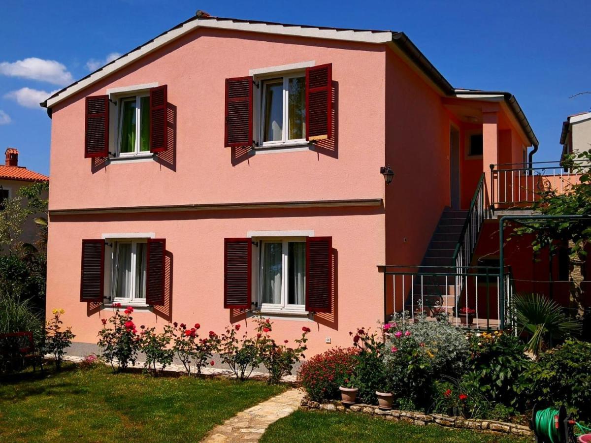 Apartments Ines Medulin Exterior foto